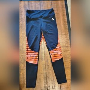 GRRRL brickhouse leggings Weili/Victoria (between 23"-29" around belly button)